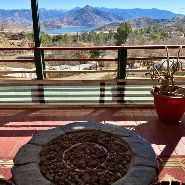 Views Views Views!，位于Wofford Heights的酒店