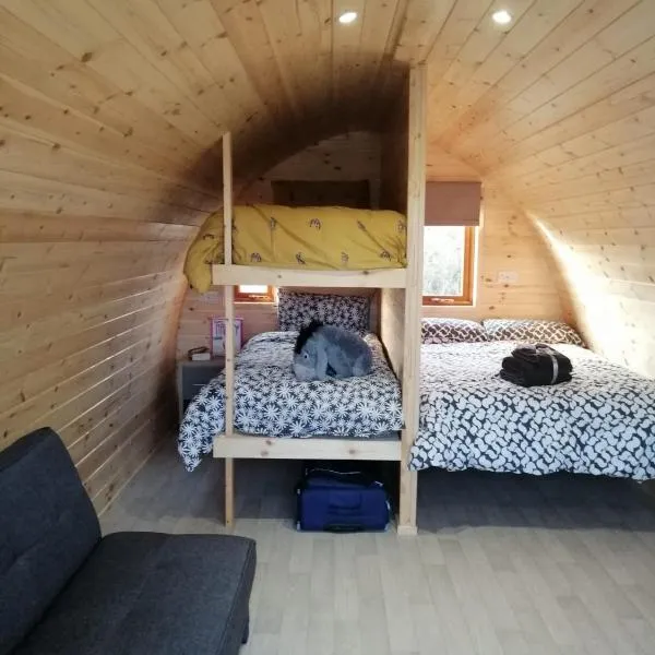 Killynick Glamping Oiney Fishing County Fermanagh，位于Derrylin的酒店