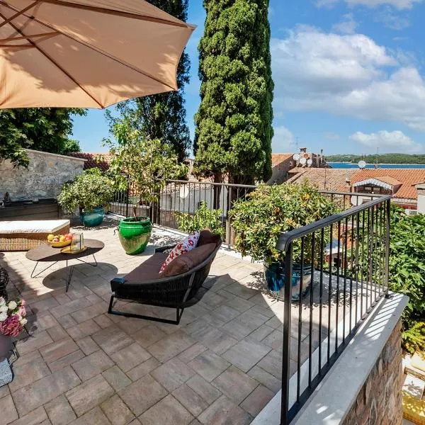 Luxury Villa Orh Rovinj，位于罗维尼的酒店