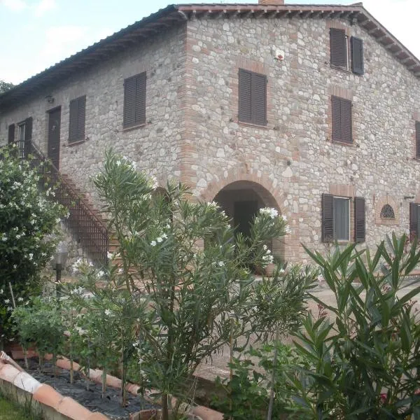 Ai Prati Vecchi，位于Castello delle Forme的酒店