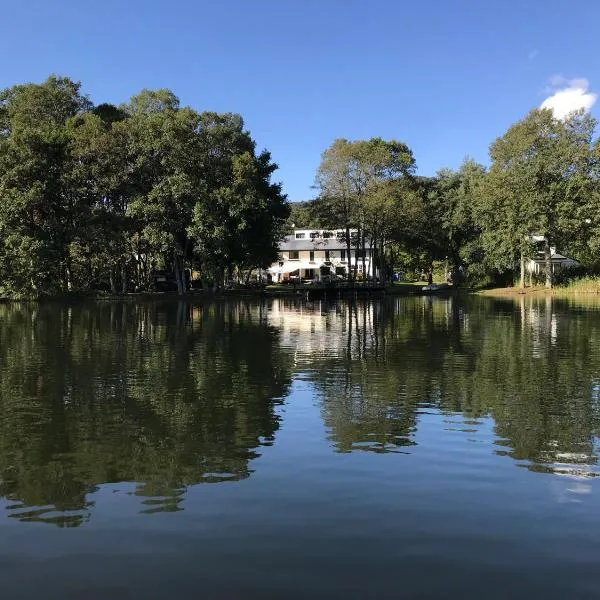 Lakeside Hotels Kuore，位于北塩原村的酒店