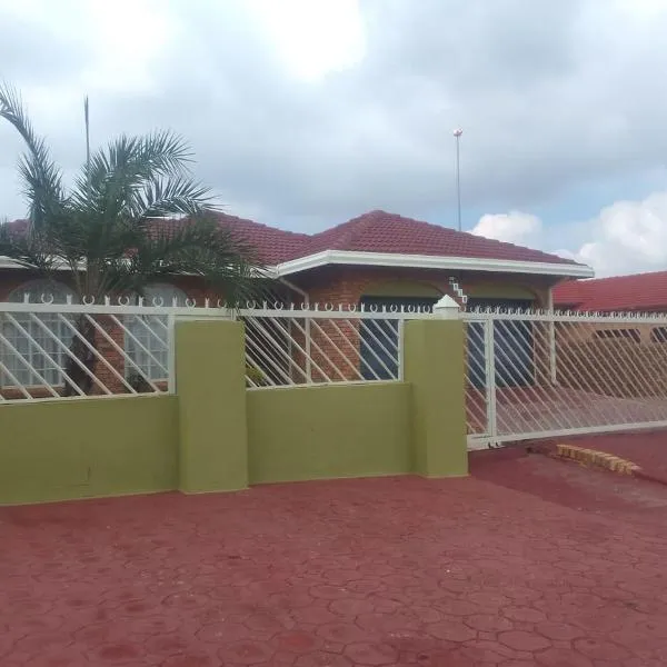 Bambati resident，位于Mabopane的酒店