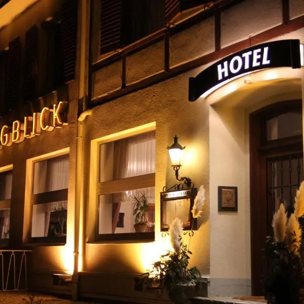 赛格布里克酒店及餐厅，位于Bröl的酒店