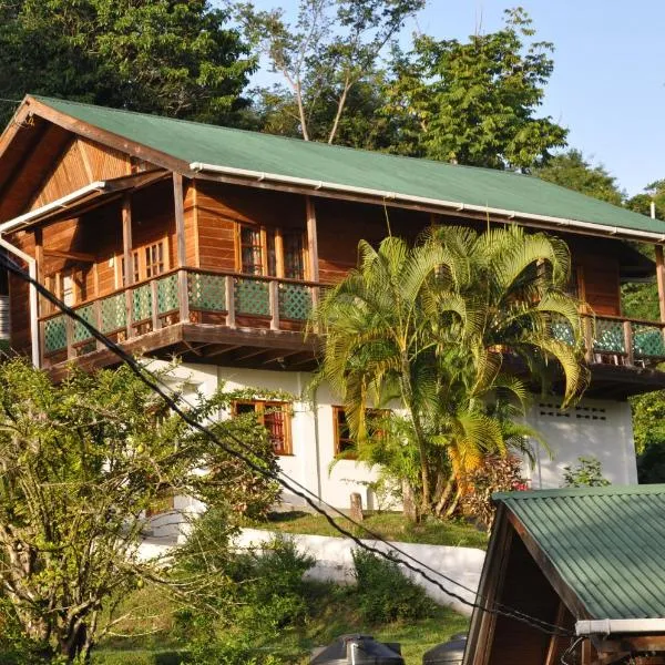 卡斯塔拉度假屋，位于Tobago的酒店