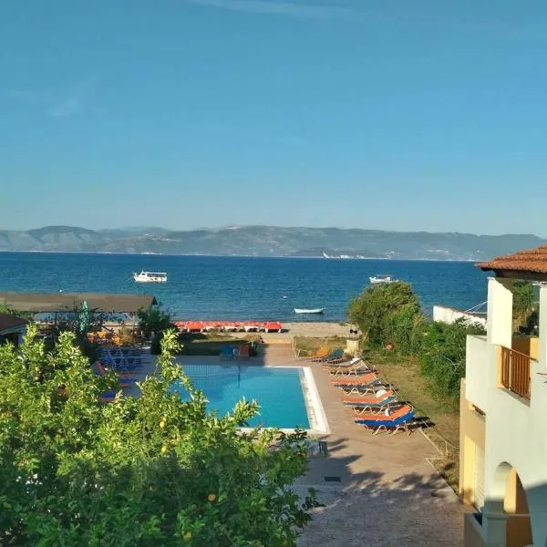 Sofia Beach Apartments，位于卡沃斯的酒店