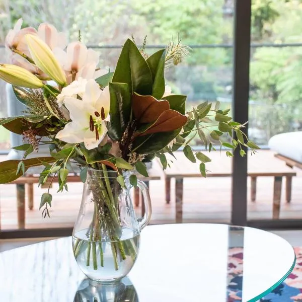 Brookside Central Wanaka Luxury Apartment，位于瓦纳卡的酒店