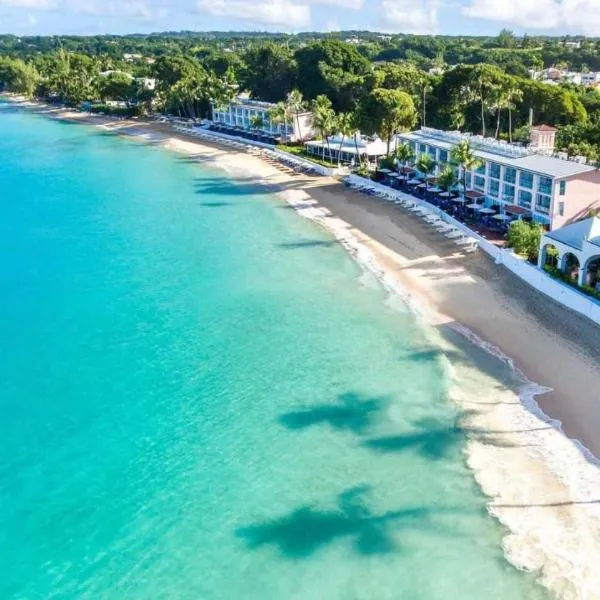 Fairmont Royal Pavilion Barbados Resort，位于Vuemont 的酒店