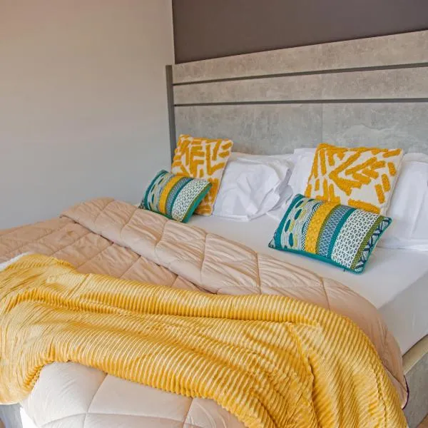 Apartamentos Santander Maliaño Suites 3000,位于马里亚诺的酒店