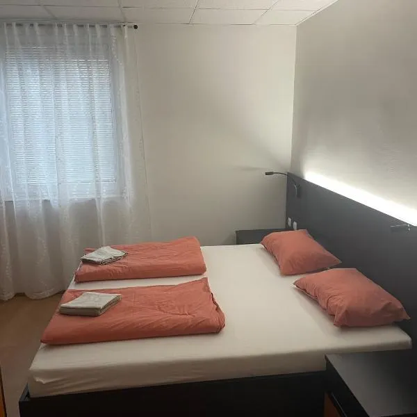 Room AA，位于Dravograd的酒店