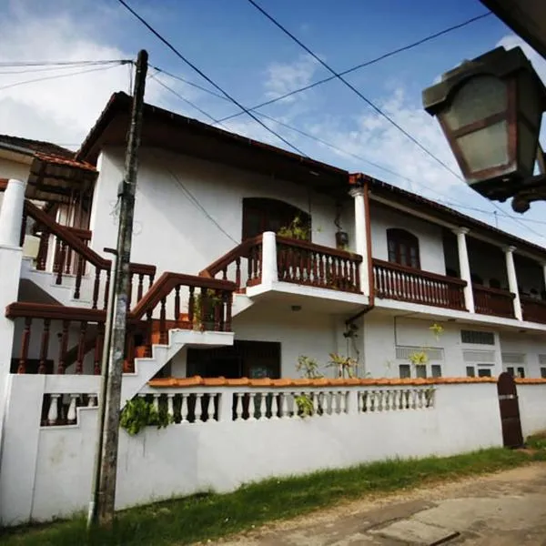 Wijenayake's - Beach Haven Guest House - Galle Fort，位于高尔的酒店