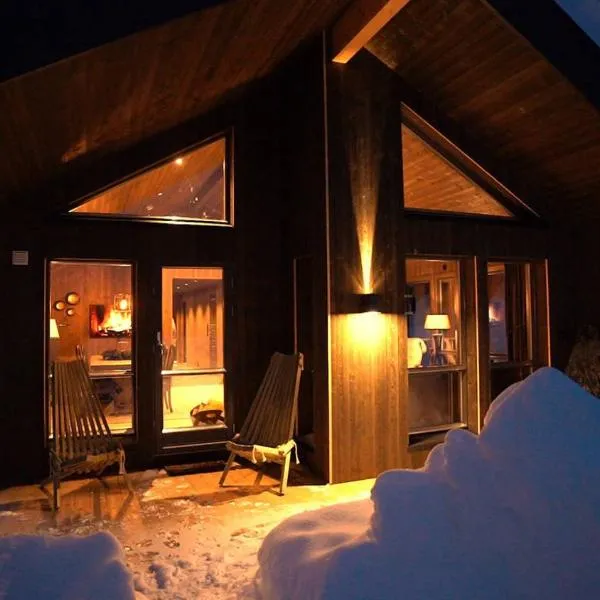 Modern unique cabin fantastic location Skeikampen，位于Mellbø的酒店