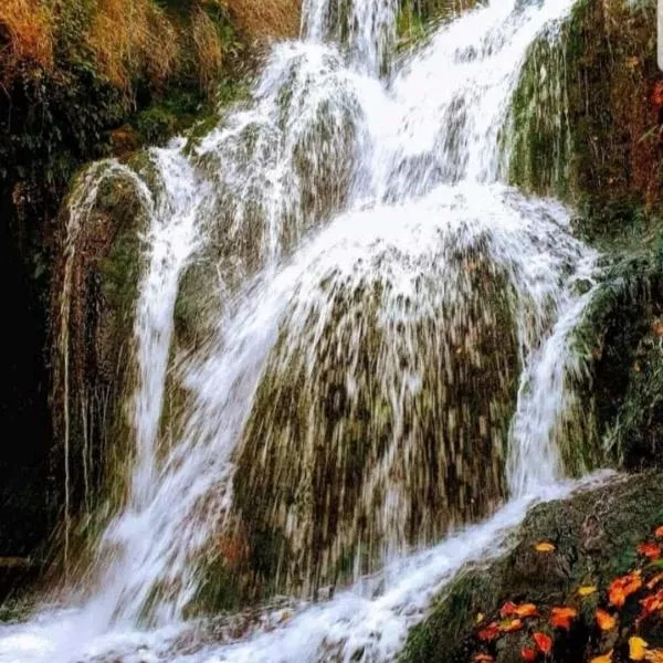 Hotel Rural en Las Cascadas de Tobera，位于Tobera的酒店
