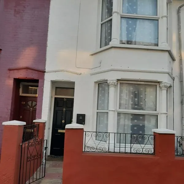 Alistair lodge，位于查塔姆的酒店