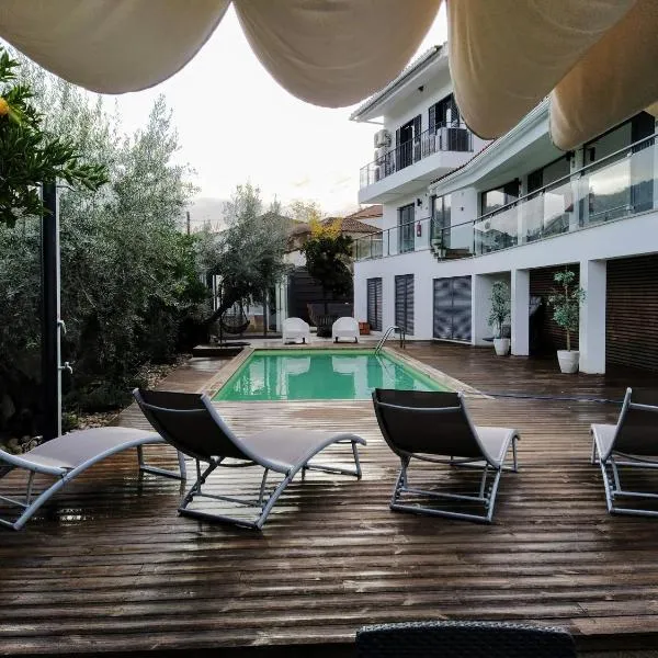 Vilaportuguesa，位于Foz do Cobrão的酒店
