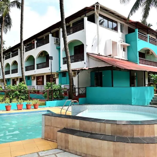 Swim Sea Beach Resort, Panjim，位于Taleigao的酒店