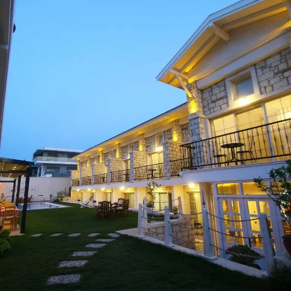 Duman Boutique Hotel Cesme，位于切什梅的酒店