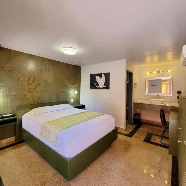Hotel Aqua Rio，位于提华纳的酒店