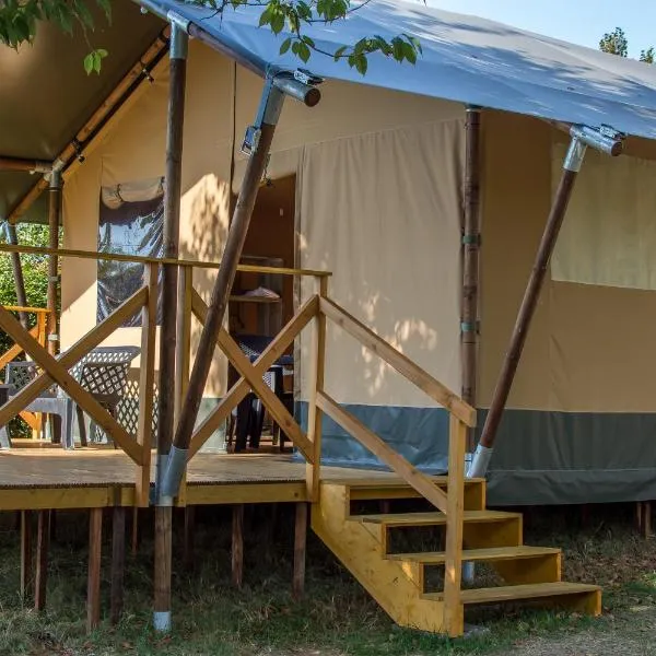 Safari Tent XL Camping Belle-Vue，位于贝尔多夫的酒店