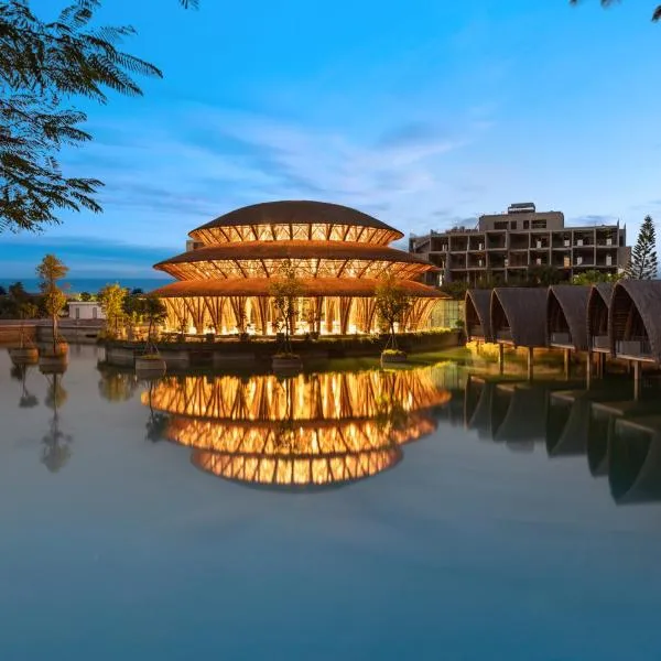 Wyndham Grand Vedana Ninh Binh Resort，位于宁平的酒店