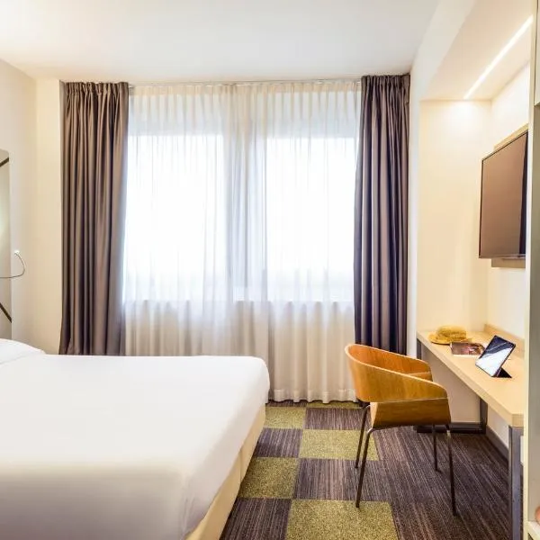 Mercure Milano Agrate Brianza，位于维梅尔卡泰的酒店