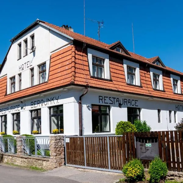 尤贝龙卡酒店，位于Hlásná Třebaň的酒店