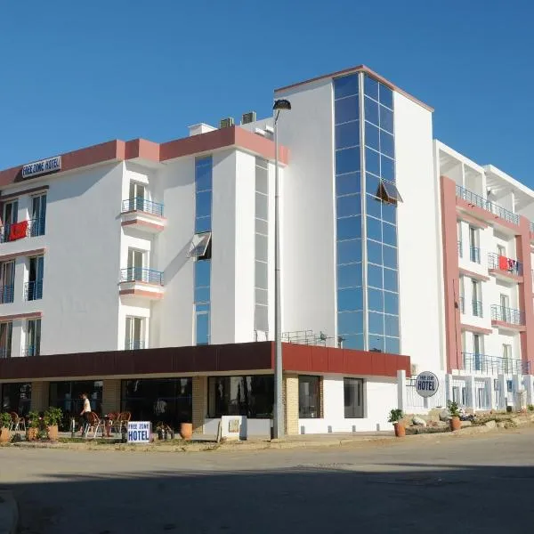 自由区酒店，位于Gzennaïa的酒店