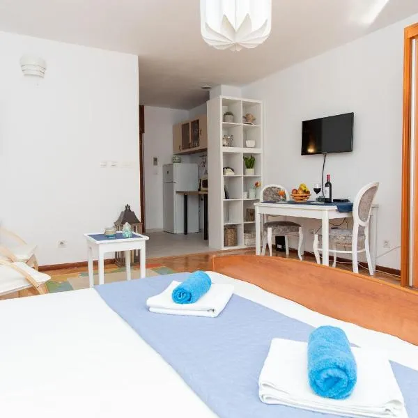 Beautiful cozy apartment Jug in nice neighbourhood.，位于斯普利特的酒店