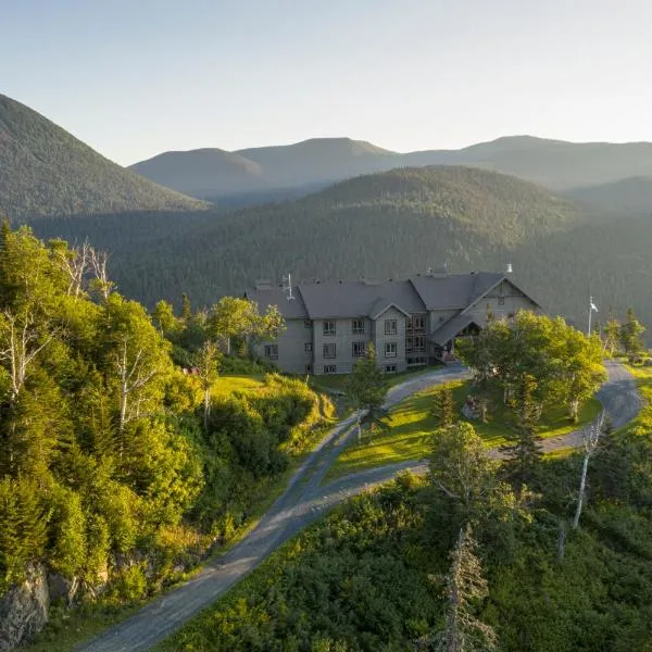 Auberge de Montagne des Chic-Chocs Mountain Lodge - Sepaq，位于圣安娜德蒙的酒店