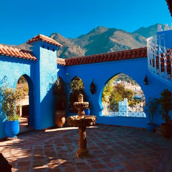 Torre Hadra，位于舍夫沙万的酒店