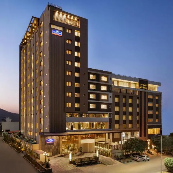Howard Johnson by Wyndham Udaipur Roop Nagar，位于乌代浦的酒店