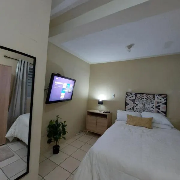 Habitación Privada en RESIDENCIAL Villa de Las Hadas，位于Ojojona的酒店