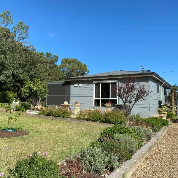 Cozy Cottage Victor Harbor，位于Hindmarsh Valley的酒店