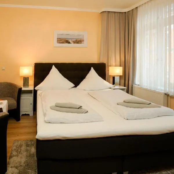 祖尔穆尔酒店，位于奥尔本尼兹的酒店
