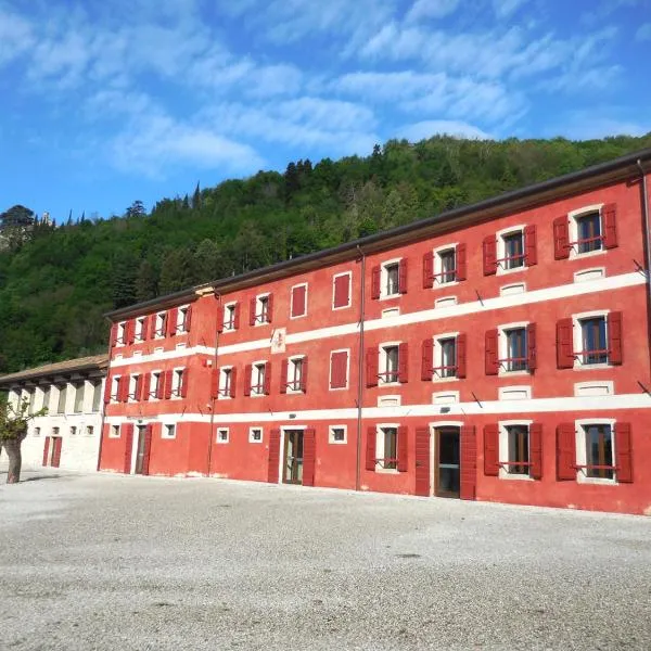 Borgo Case Marian，位于奇松迪瓦尔马里诺的酒店