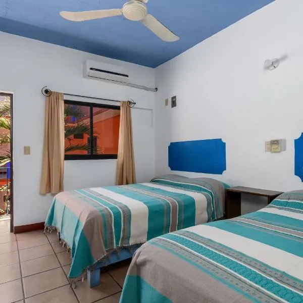 Hotel Costamar, Puerto Escondido，位于埃斯孔迪多港的酒店