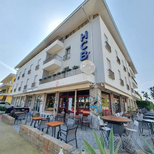 卡瓦利诺比安科酒店，位于卡瓦利诺的酒店