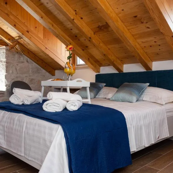 Luxury Rooms Rustic Chic，位于斯普利特的酒店