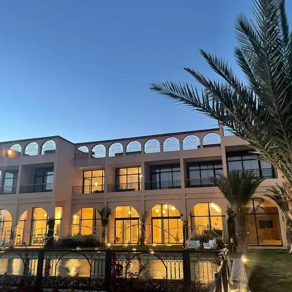 kasbah yu palace，位于Tamassint的酒店