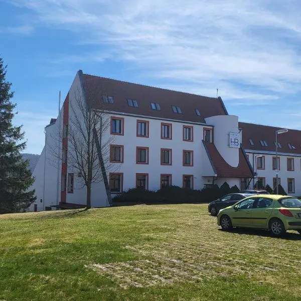 Hotel Berounka，位于Hřebečníky的酒店