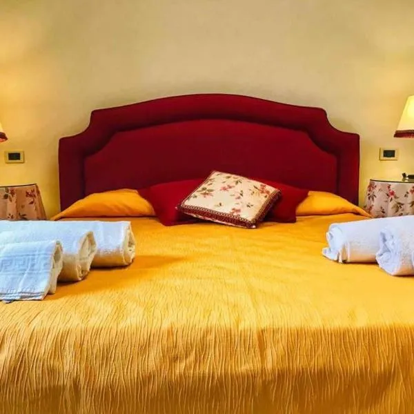 Monolocale & Suite Casa Santicelli Maratea，位于马拉泰亚的酒店