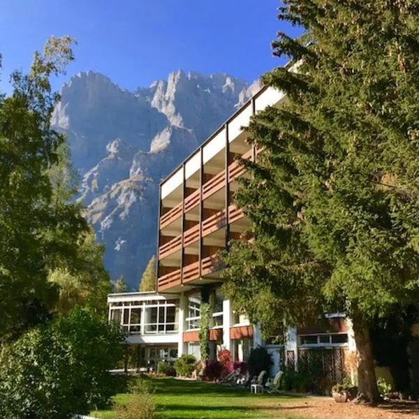 Hotel Regina Terme，位于洛伊克巴德的酒店