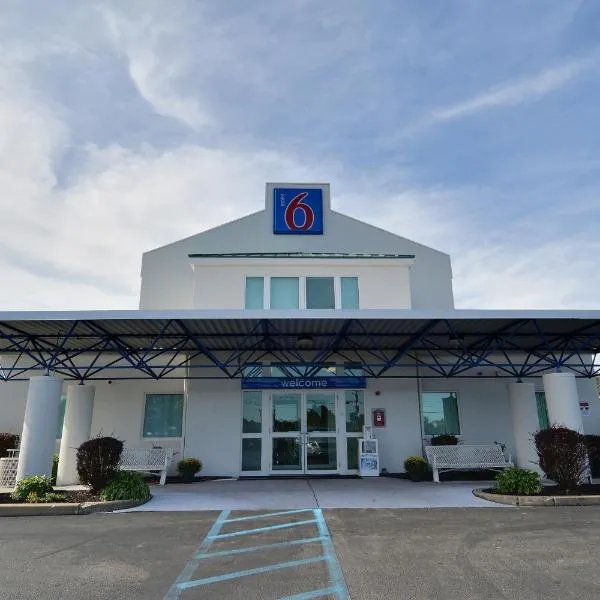 Motel 6-Tewksbury, MA - Boston，位于图克斯伯里的酒店