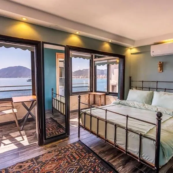 Liman Deluxe Hotel，位于马尔马里斯的酒店