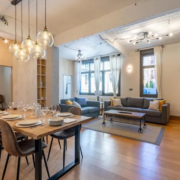 NEW! Lovely 3-Bedroom Loft in Bilbao，位于毕尔巴鄂的酒店
