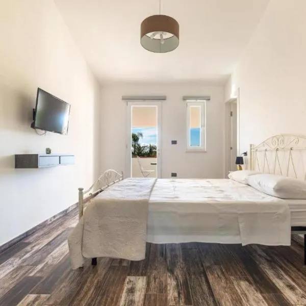 Elios Rooms，位于纳尔多的酒店
