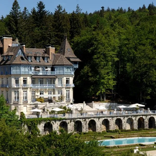 Château des Avenieres - Relais & Châteaux，位于圣朱利安恩因的酒店