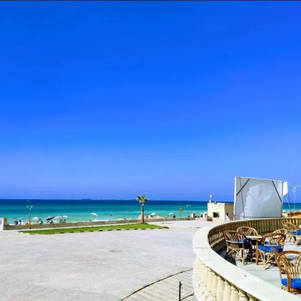Royal Sea View，位于亚历山大的酒店