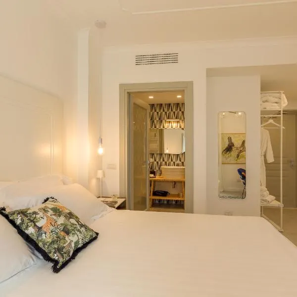 CasAunoE Boutique Hotel，位于Olbia Marittima的酒店