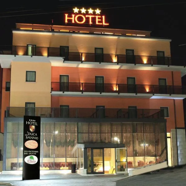 伊尔都卡德尔桑尼奥酒店，位于Carunchio的酒店