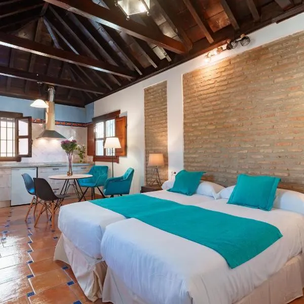 SUITES CASA DE LAS COLUMNAS，位于格拉纳达的酒店